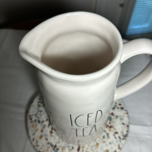 Rae Dunn Iced Tea pitcher - Picture 6 of 7